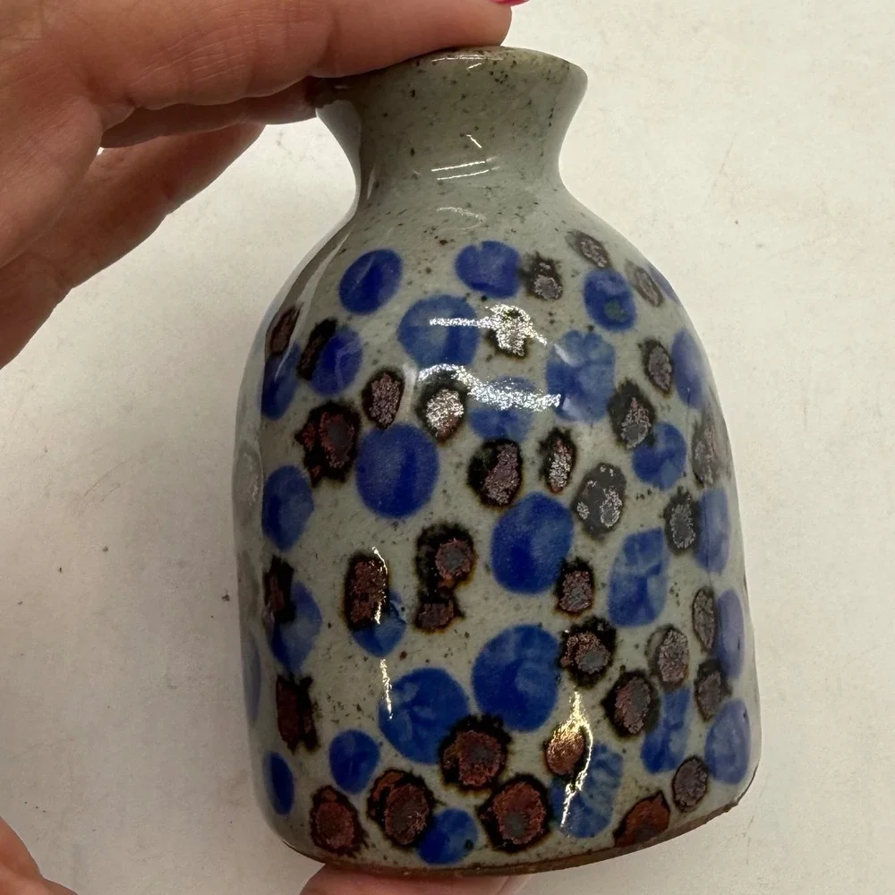Knobler Japan Studio Pottery Bud Vase Blue Brown Polka Dot‎ Stoneware MCM 4 inch